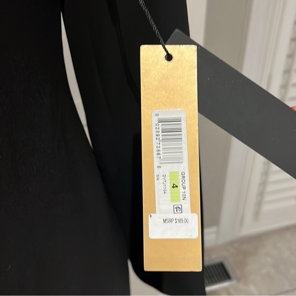 NWT Donna Karen black blazer size 4 - Picture 2 of 4